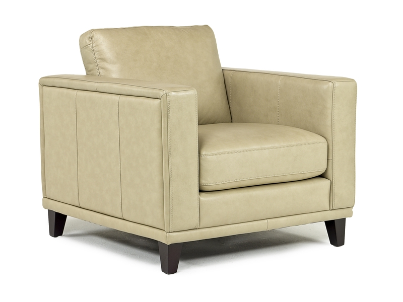 Peoria_Chair_in_Sand_Leather_Angled.jpg