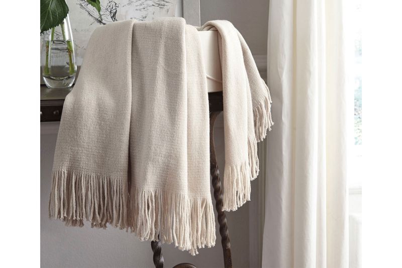 Haiden Throw Blanket in Ivory/Taupe, Image 1