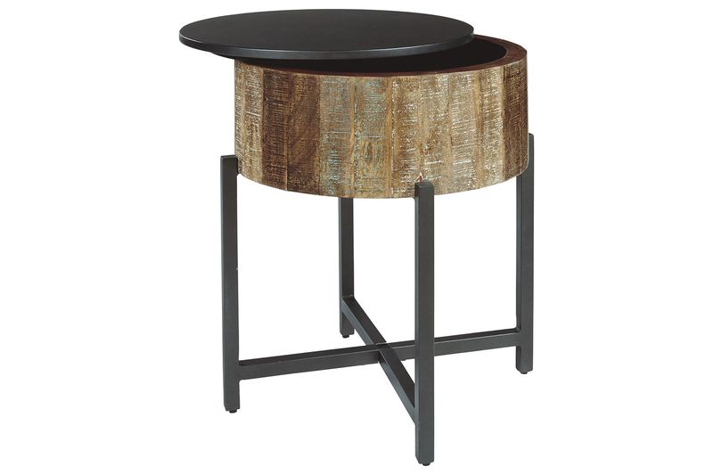 Bluemound End Table in Brown, Image 3