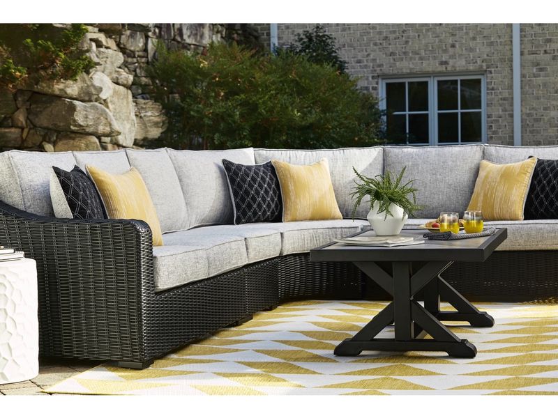 Beachcroft 4 Piece Patio Secti, Beachcroft 4 Piece Patio Secti,