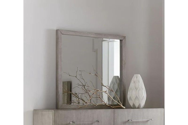 Argento Mirror, Styled