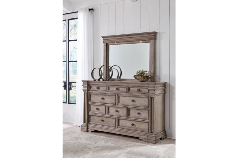 Blairhurst Mirror, Styled