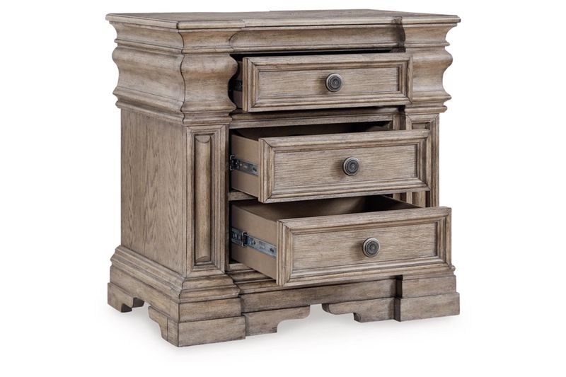 Blairhurst Panel Bed & Dresser, Open