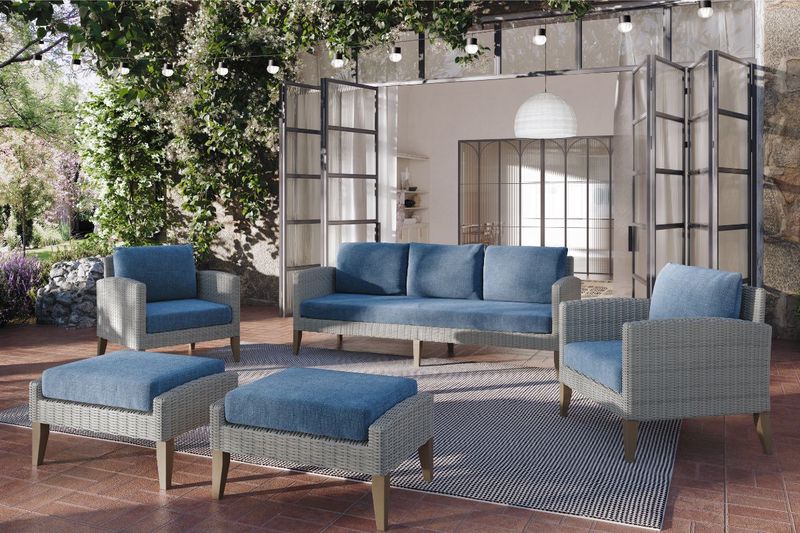 Carezza Patio Sofa & Chair Set, Styled