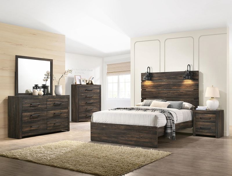 Dallas Panel Bed & Dresser & M, 