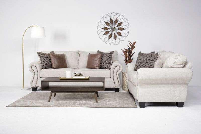 Donner Loveseat, Styled