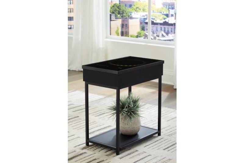 Gemmet Accent Table, Styled