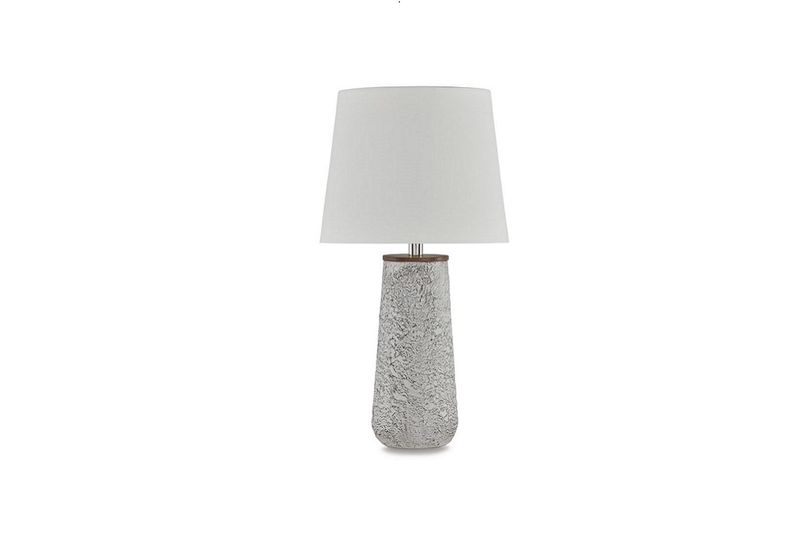 Chaston Lamp