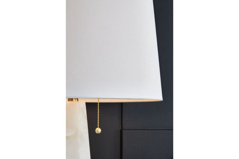 Laurellen Lamp, 