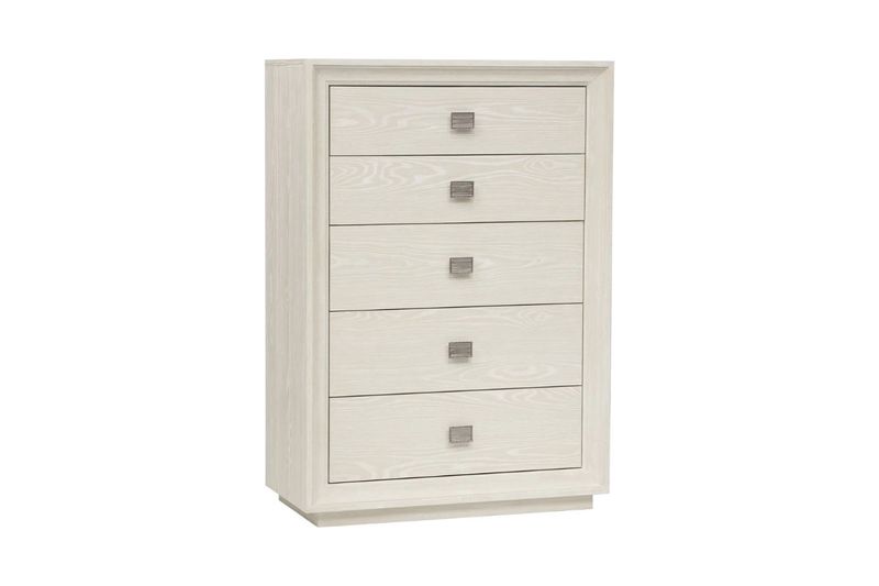 Maxime Chest, AngledAngle