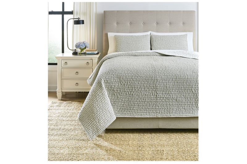 Doralia 3Pc Coverlet