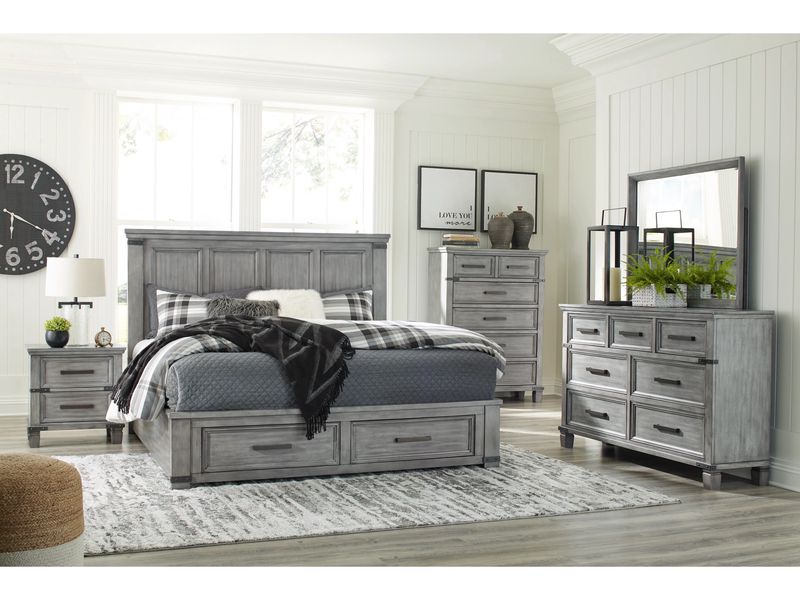 Russelyn Storage Bed & Dresser, Styled