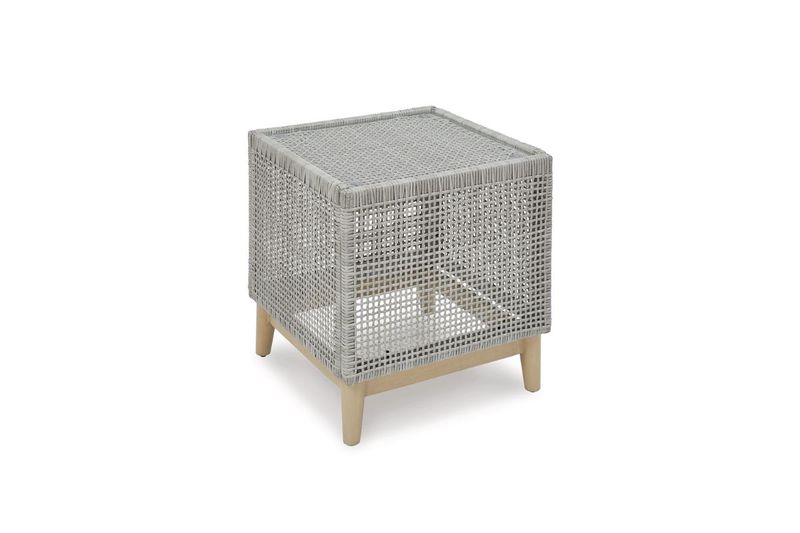 Seton Creek Patio Table, Angle Seton Creek Patio Table, Angle