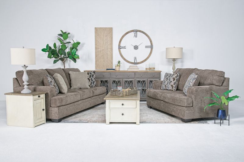 Stonemeade Sofa, Styled