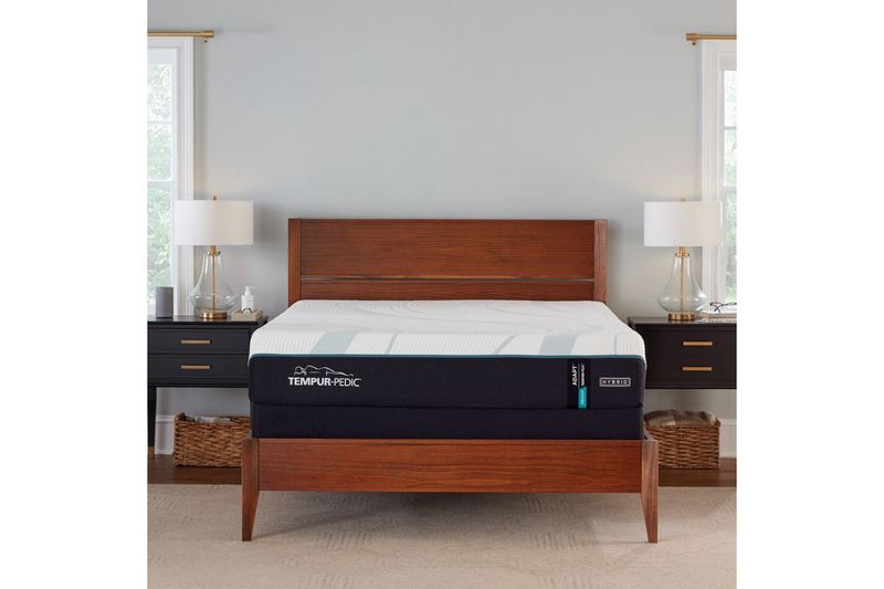 Tempur Pedic Tempur Adapt Medi, Styled