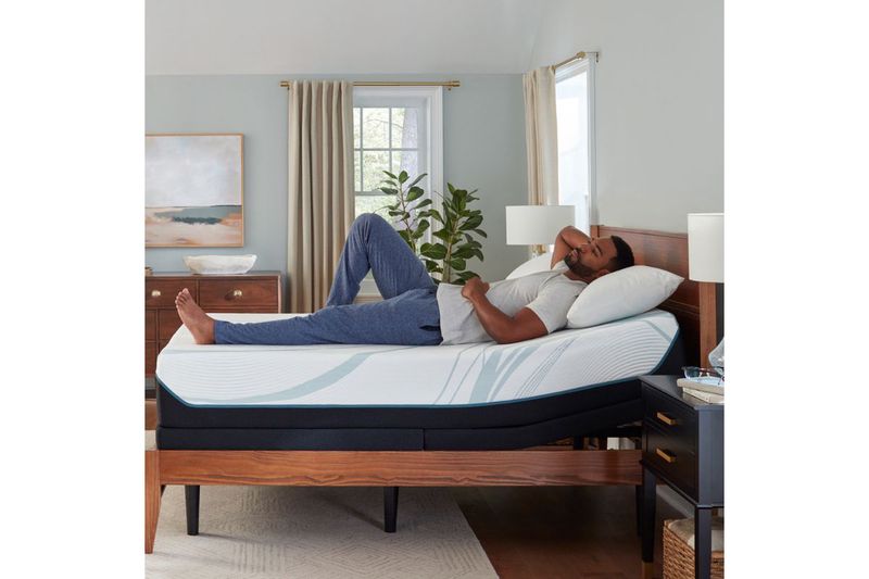 Tempur Pedic Tempur Adapt Medi, Styled