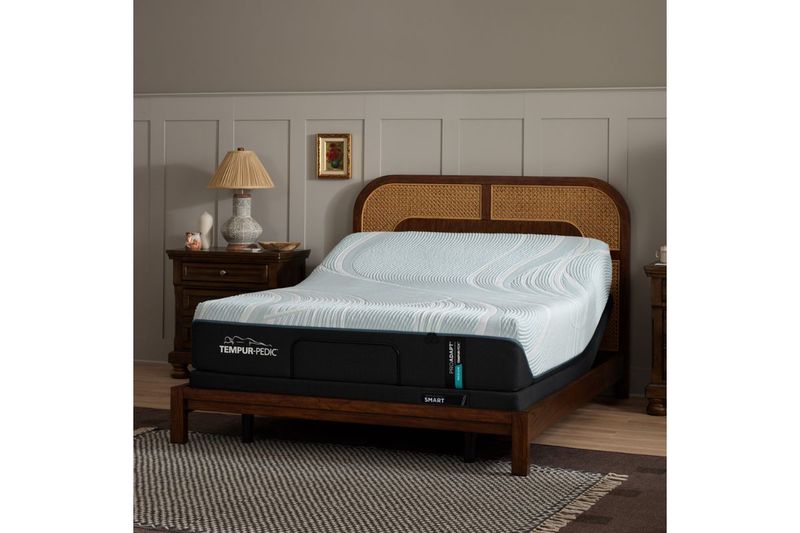 Tempur Pedic Tempur Pro Adapt , Styled