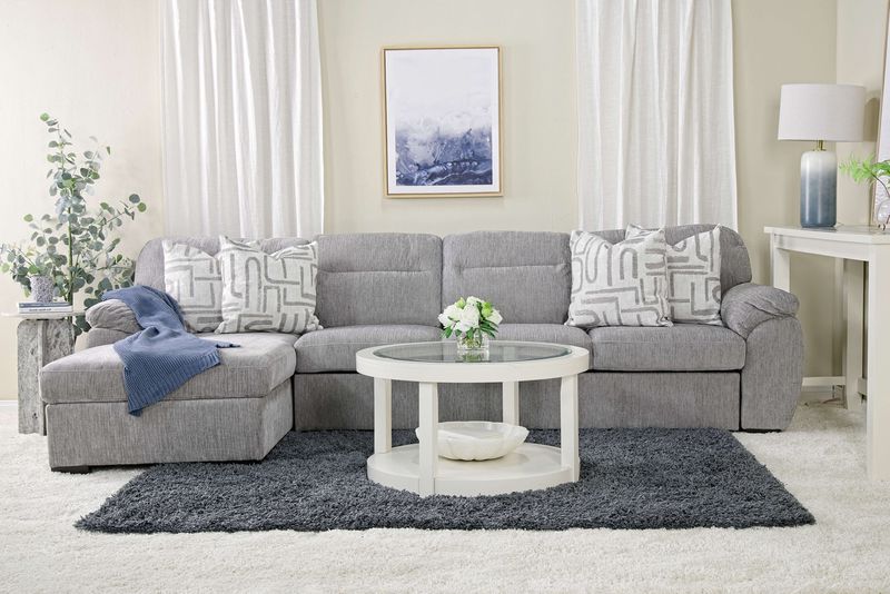 Wanda Queen Pullout Sofa Chais, Styled