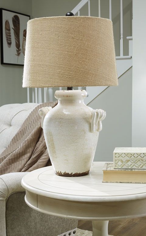 Emelda Table Lamp, Image 2