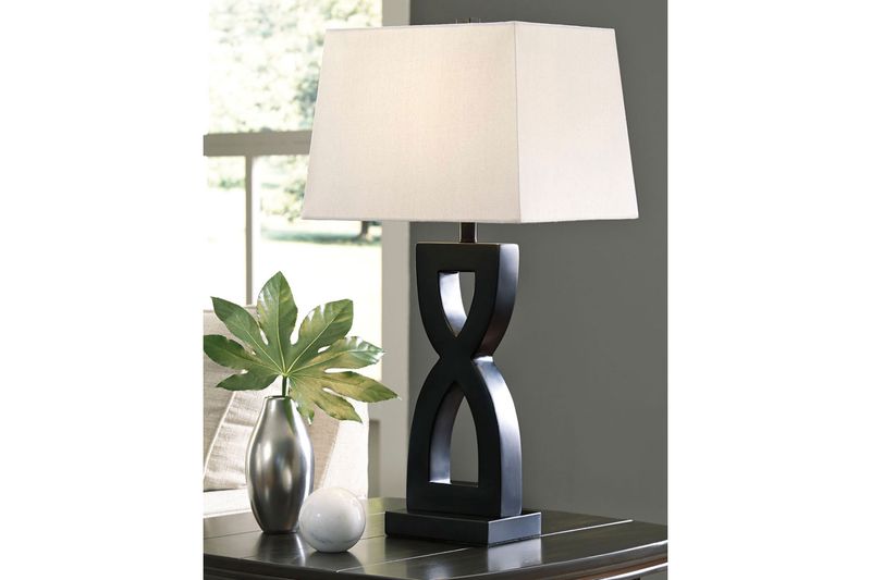 Amasai Table Lamp, Image 2