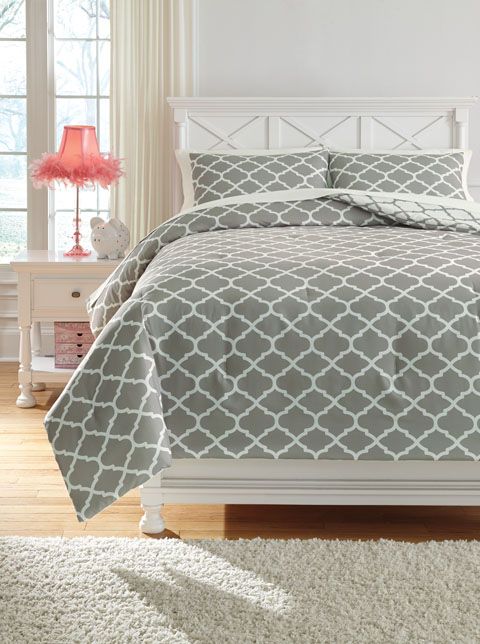 Media Comforter Set in Gray w/ White Lattice, Full, Image 1