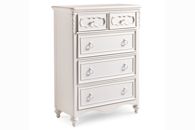 Sweetheart Chest in White, Image 1