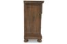 Flynnter Dresser, Side