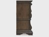 Maylee Dresser, Side